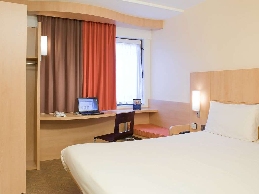 Ibis Reading Centre Hotel Cameră foto