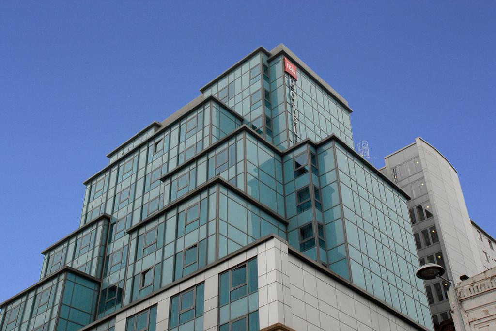 Ibis Reading Centre Hotel Exterior foto